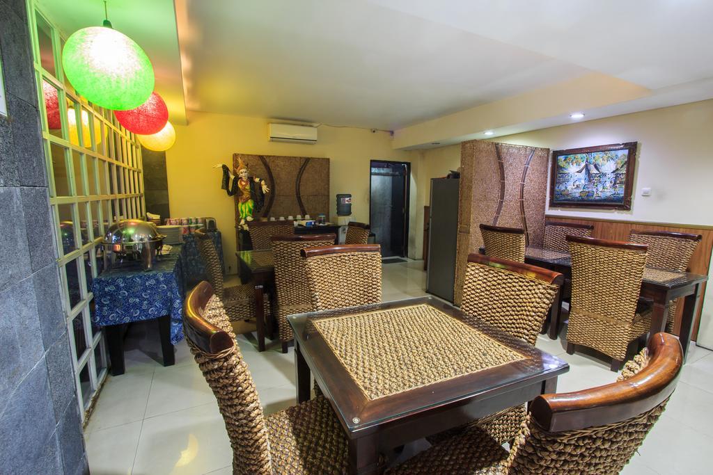 Airport Kuta Hotel And Residences Tuban  Exterior photo